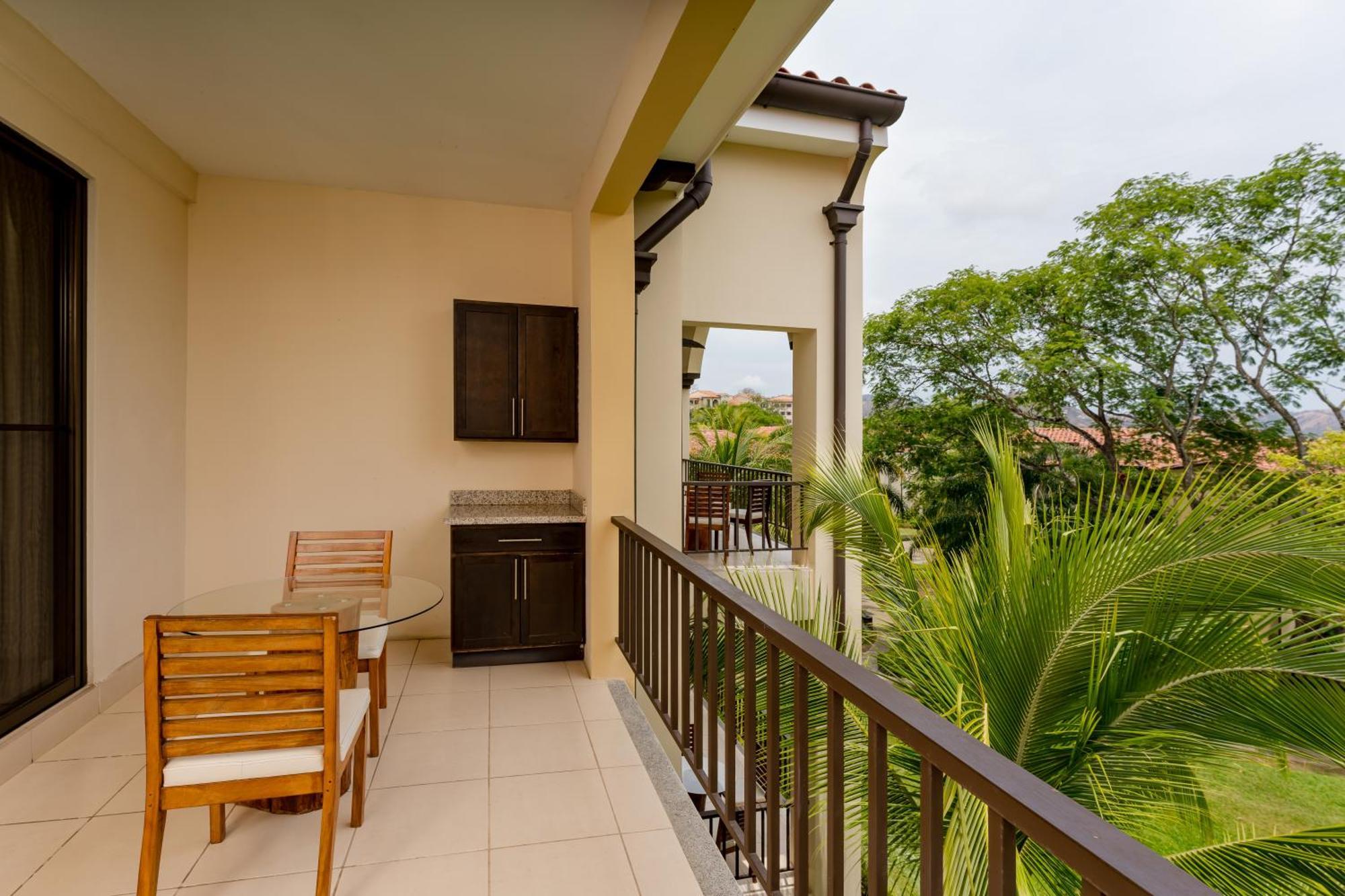 Coco Breeze Private Residence Экстерьер фото
