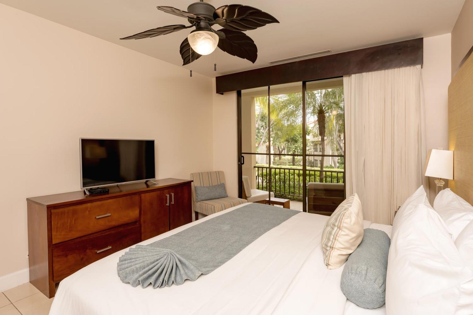 Coco Breeze Private Residence Экстерьер фото